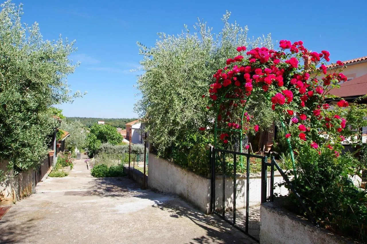 Apartman Rose Pula 0*,  Croatia